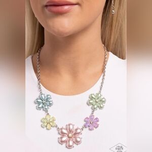 Multicolor Flower Necklace